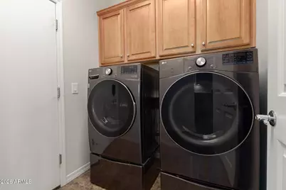 757 W Twin Peaks Parkway, San Tan Valley, AZ 85143 - Photo 17