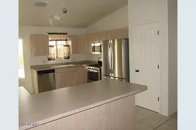 2839 Greenbrier Road, Sierra Vista, AZ 85650 - Photo 3