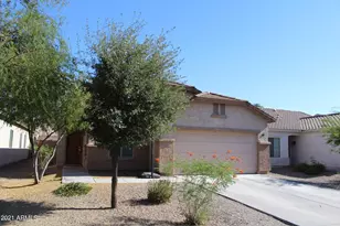399 E Goldmine Ct, San Tan Valley, AZ 85140 - Photo 1