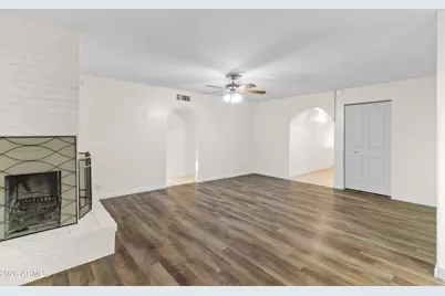 3812 W Loma Lane, Phoenix, AZ 85051 - Photo 11