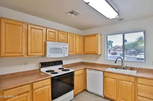 1697 N La Fresa Dr, Goodyear, AZ 85338 - Photo 5