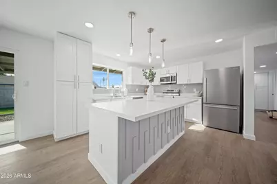 8944 N 17th Lane, Phoenix, AZ 85021 - Photo 17