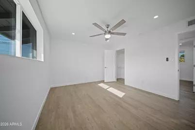 8944 N 17th Lane, Phoenix, AZ 85021 - Photo 11