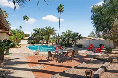 10635 N 44th Court, Phoenix, AZ 85028 - Photo 3