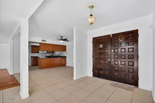 10635 N 44th Ct, Phoenix, AZ 85028 - Photo 11