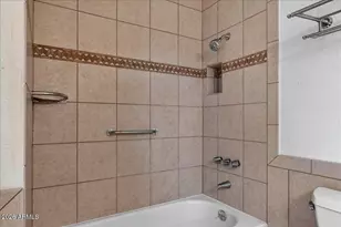 10635 N 44th Ct, Phoenix, AZ 85028 - Photo 33