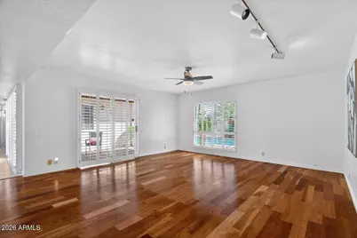 10635 N 44th Court, Phoenix, AZ 85028 - Photo 23