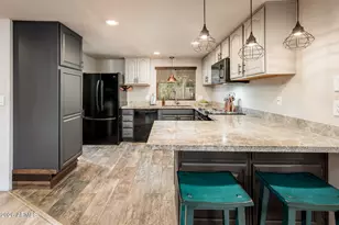 3508 E Beverly Ln, Phoenix, AZ 85032 - Photo 17