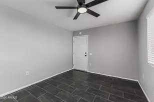 9341 W Briarwood Cir N, Sun City, AZ 85351 - Photo 17