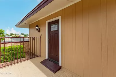 9341 W Briarwood Circle N, Sun City, AZ 85351 - Photo 7