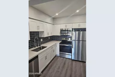 1325 E Vista Avenue #Apt 1, Phoenix, AZ 85020 - Photo 3