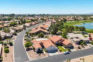 9429 E Desert Lake Dr, Sun Lakes, AZ 85248 - Photo 3