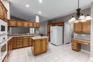 9429 E Desert Lake Dr, Sun Lakes, AZ 85248 - Photo 23