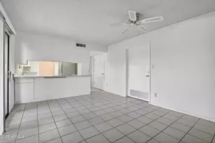 13401 N 24th Ave, Phoenix, AZ 85029 - Photo 9