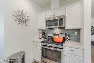 6929 E 6th Street, Scottsdale, AZ 85251 - Photo 11