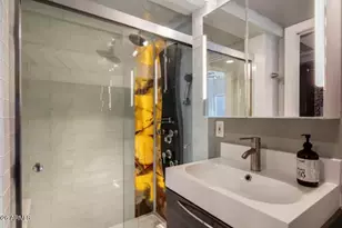 7021 E Earll Dr, Scottsdale, AZ 85251 - Photo 19