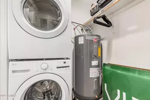 2210 E Alta Vista Rd, Phoenix, AZ 85042 - Photo 15