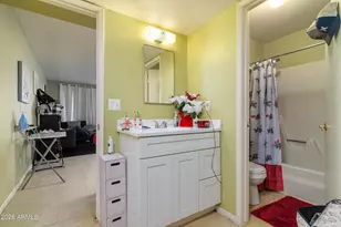 2444 E Willetta St, Phoenix, AZ 85008 - Photo 9