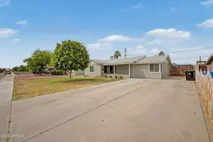 2026 W Oregon Ave, Phoenix, AZ 85015 - Photo 3