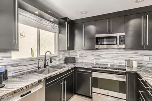 4225 N 21st St, Phoenix, AZ 85016 - Photo 9