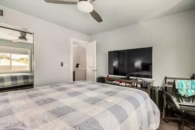 4225 N 21st Street #Unit 19, Phoenix, AZ 85016 - Photo 23