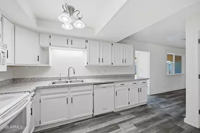 2820 E Inverness Avenue, Mesa, AZ 85204 - Photo 9