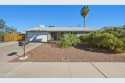 2820 E Inverness Avenue, Mesa, AZ 85204 - Photo 1