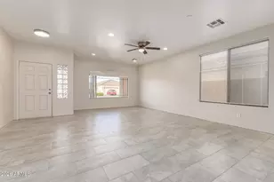 5665 W Laurie Ln, Glendale, AZ 85302 - Photo 5