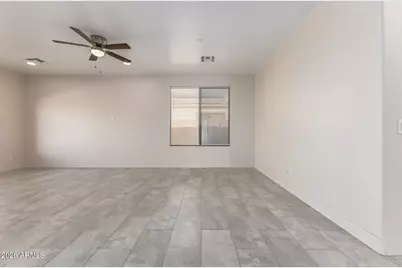 5665 W Laurie Lane, Glendale, AZ 85302 - Photo 9