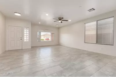 5665 W Laurie Lane, Glendale, AZ 85302 - Photo 5