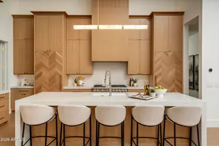 3923 E Heatherbrae Dr, Phoenix, AZ 85018 - Photo 9