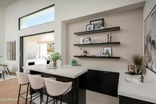 3923 E Heatherbrae Dr, Phoenix, AZ 85018 - Photo 17