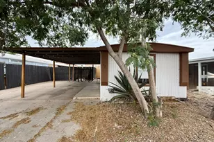 1802 E Campo Bello Dr, Phoenix, AZ 85022 - Photo 1
