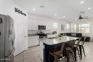 15660 W Desert Hollow Dr, Surprise, AZ 85387 - Photo 11