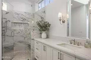 2677 E Maplewood St, Gilbert, AZ 85297 - Photo 9