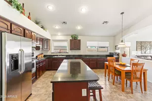 21863 N Reis Dr, Maricopa, AZ 85138 - Photo 9