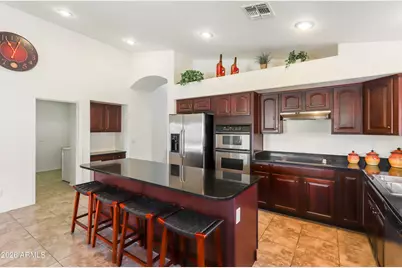 21863 N Reis Drive, Maricopa, AZ 85138 - Photo 7