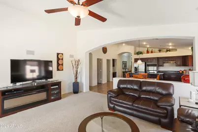 21863 N Reis Drive, Maricopa, AZ 85138 - Photo 15