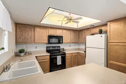 12222 N Paradise Village Parkway #440, Phoenix, AZ 85032 - Photo 9