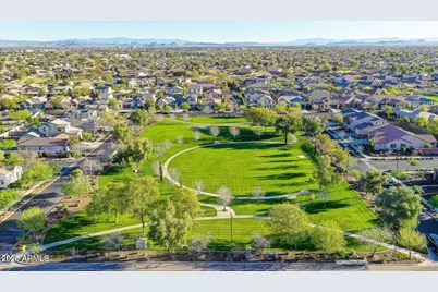 15366 W Bloomfield Road, Surprise, AZ 85379 - Photo 17