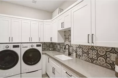 5302 N 68th Place, Paradise Valley, AZ 85253 - Photo 19