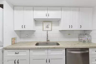 10444 N 69th Street #210, Paradise Valley, AZ 85253 - Photo 13