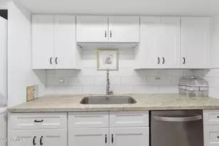 10444 N 69th St, Paradise Valley, AZ 85253 - Photo 13