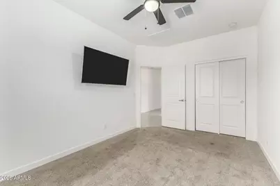 7801 N 79th Avenue, Glendale, AZ 85303 - Photo 17