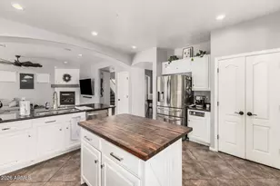 12538 W Miner Trail, Peoria, AZ 85383 - Photo 11