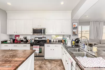 12538 W Miner Trail, Peoria, AZ 85383 - Photo 9