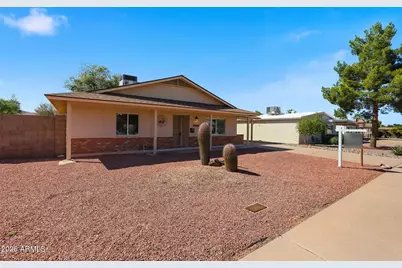2331 E Betty Elyse Lane, Phoenix, AZ 85022 - Photo 1