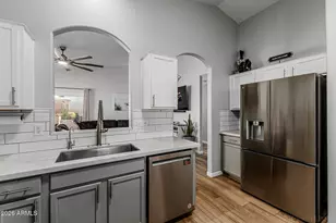 13163 W Gelding Cir, Surprise, AZ 85379 - Photo 21