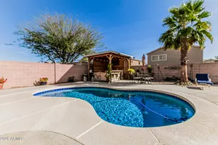 13163 W Gelding Cir, Surprise, AZ 85379 - Photo 33