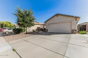 13163 W Gelding Cir, Surprise, AZ 85379 - Photo 35